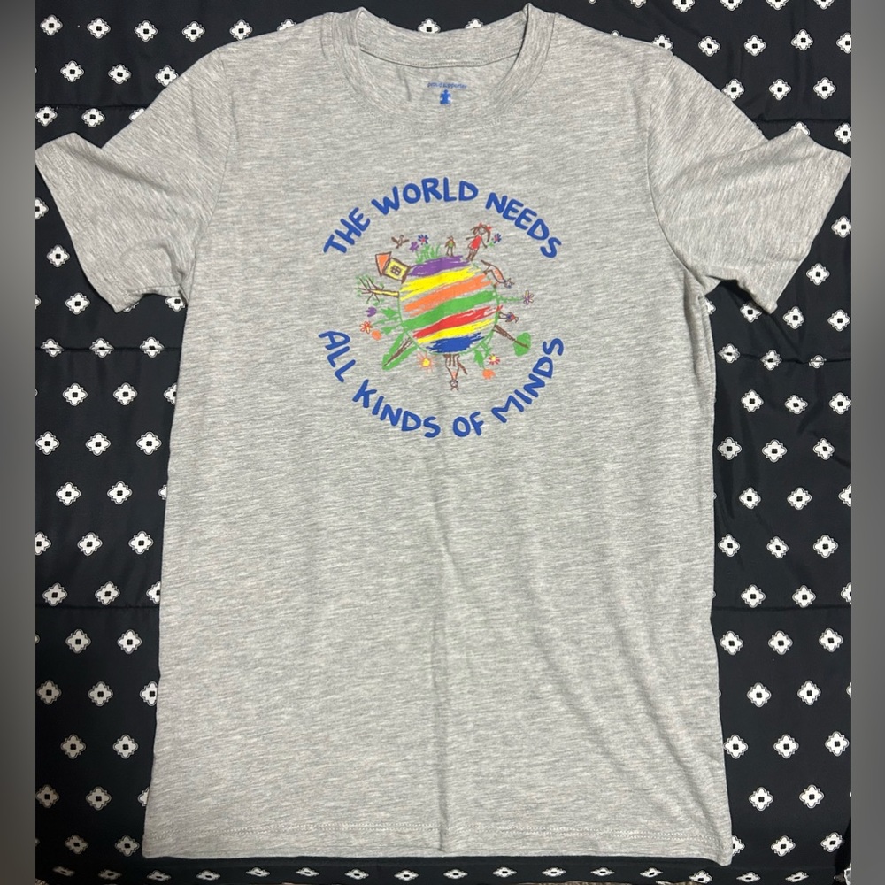 💰2/$10 Kids 🧩Autism Speaks grey t-shirt- size 14/16